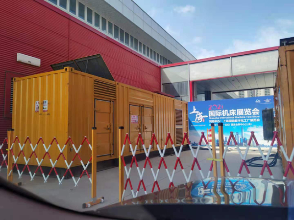 武隆发电车出租-发电机无电压或电压太低怎么办？