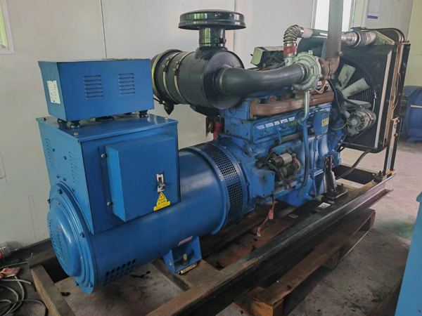 武隆100kW柴油发电机组使用多级机油有哪些优缺点？